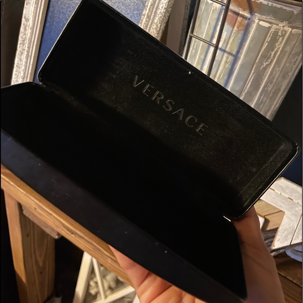 Versace case